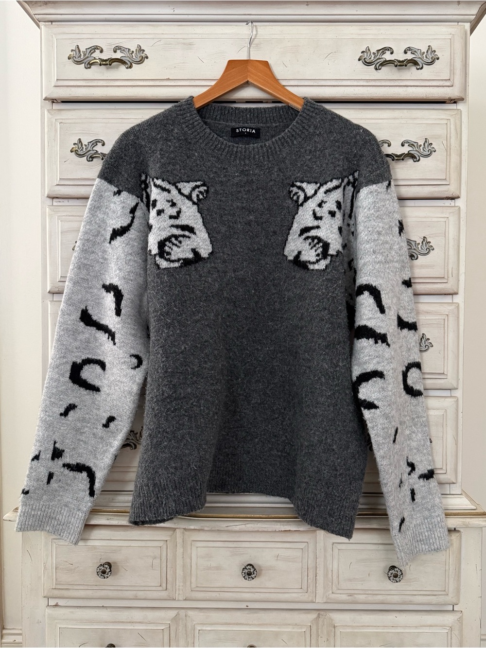 Vici Grey Leopard Sleeve Sweater